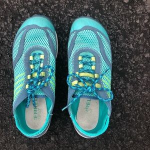 Womens Merrell barefoot shoes